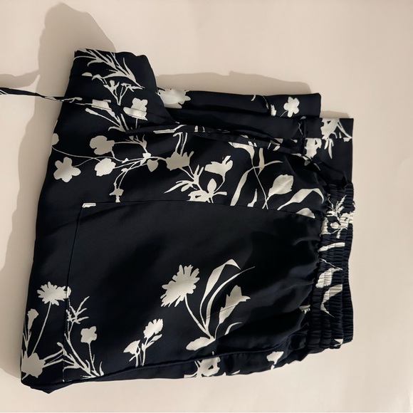 Joie Daltona Womens Lounge Pants Size M Navy Blue Floral - Picture 5 of 6